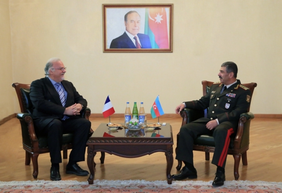 Azerbaijan, France discuss military relations