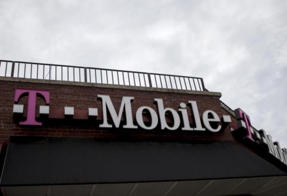 “T-Mobile”nin gəlirləri 14 faiz artıb