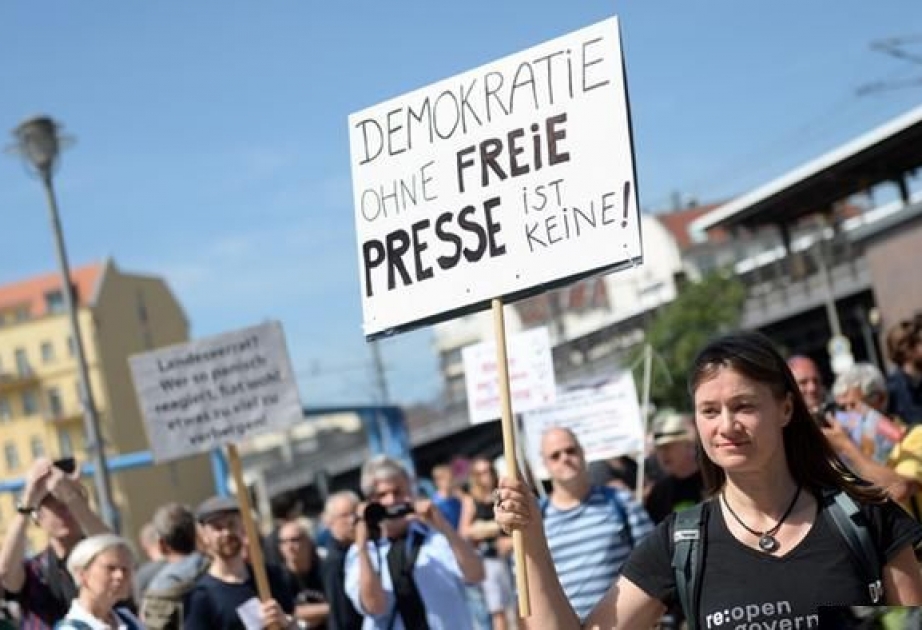 В Берлине прошла массовая демонстрация против преследования властями журналистов и блоггеров