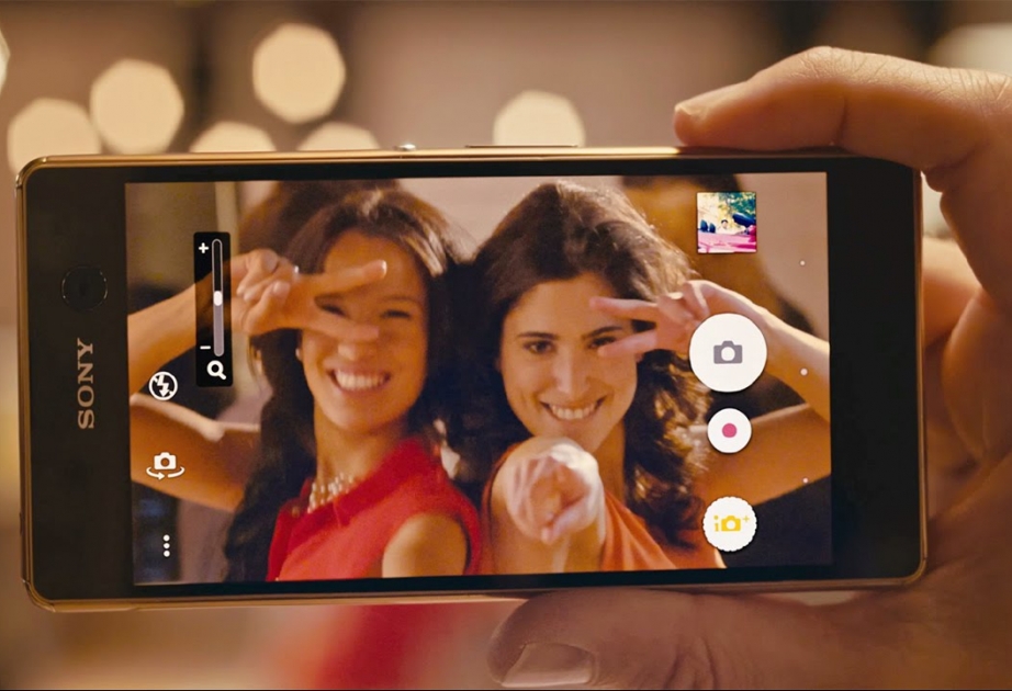 “Sony” yeni smartfonunu nümayiş etdirib