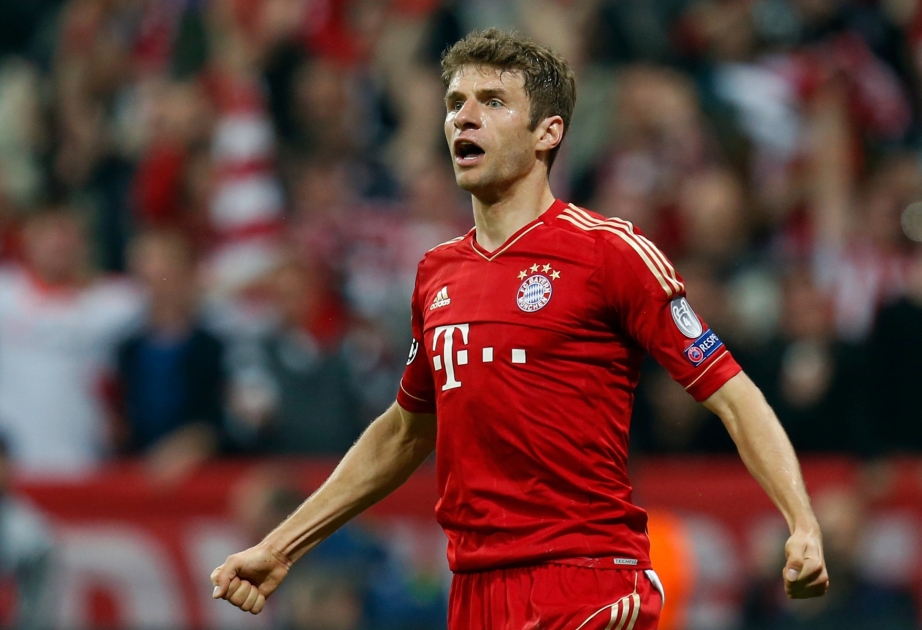 Manchester United make €85million bid for Bayern Munich forward Thomas Muller