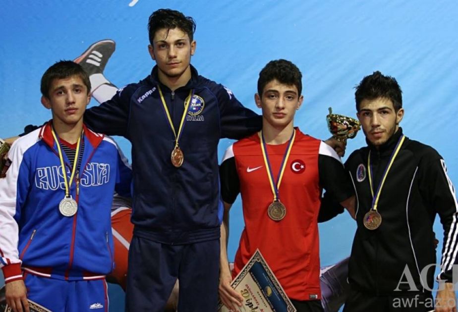 阿塞拜疆选手获得欧洲摔跤锦标赛铜牌