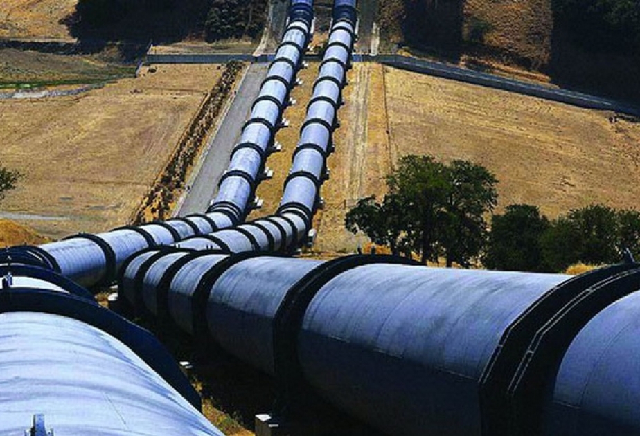 نقل 31 مليون طن من البترول بخط أنابيب النفط الرئيسية خلال ثمانية أشهر في أذربيجان
