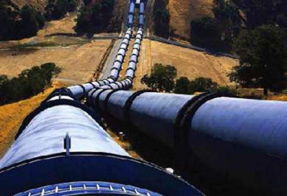 نقل أكثر من 4،2 مليون طن من البترول الأذربيجاني بخطوط أنابيب البترول الرئيسية في شهر أيلول/سبتمبر