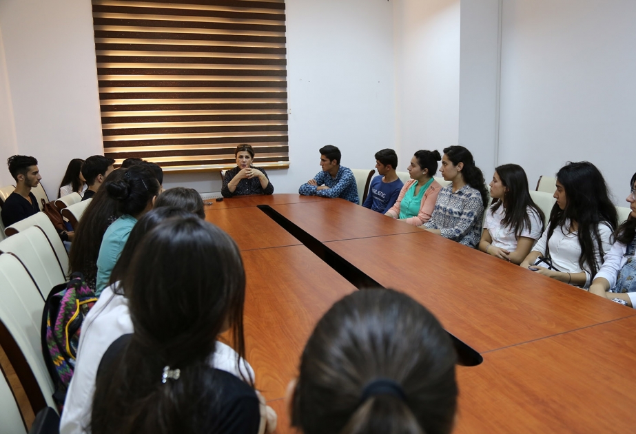 Студенты Азербайджанского университета языков побывали в Переводческом центре