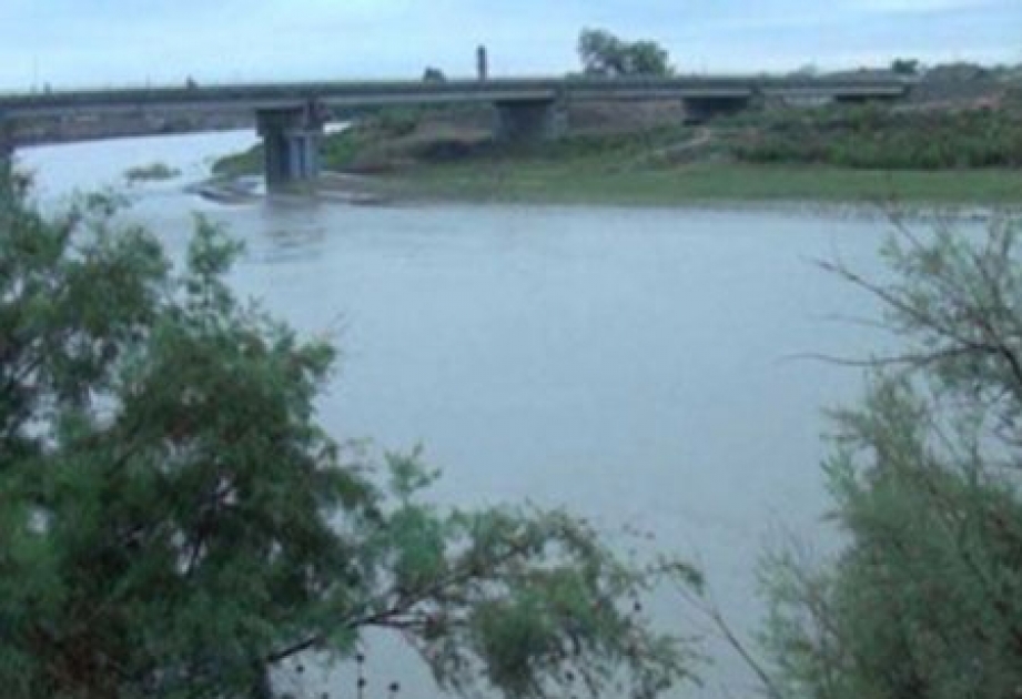 منسوب مياه نهر كور يزداد انخفاضا رغم هطول أمطار