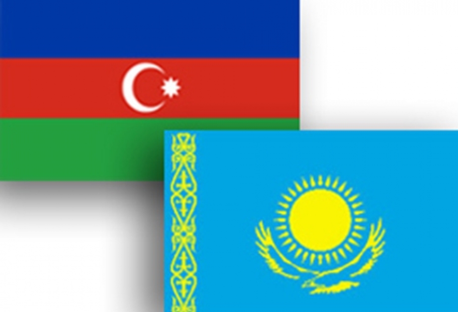 Le ministre azerbaïdjanais de la Défense se rend en visite au Kazakhstan