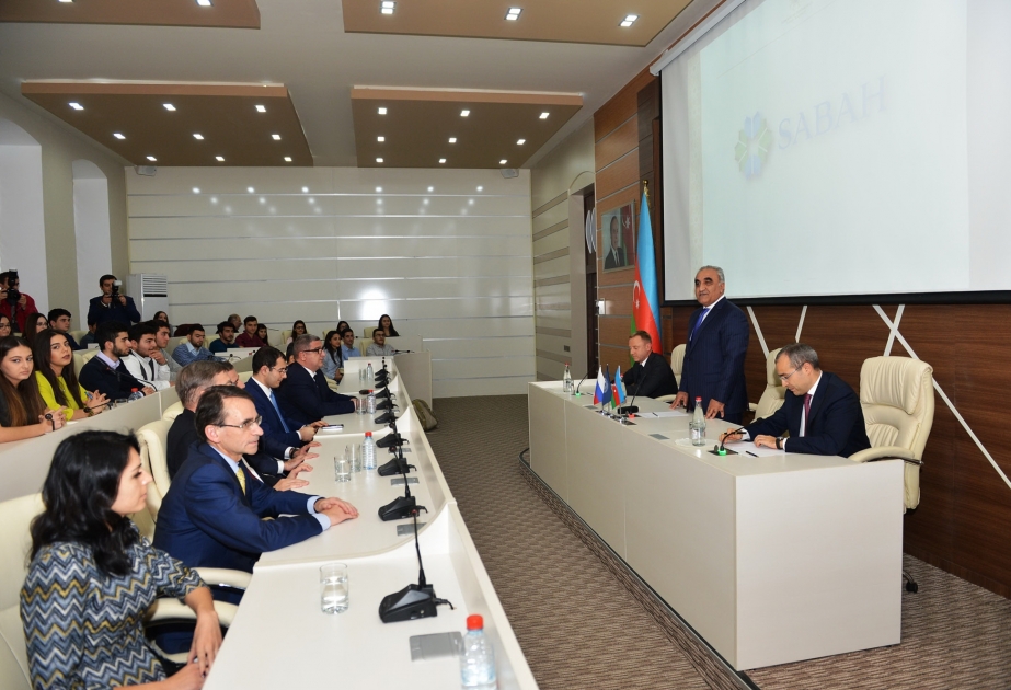 Azerbaijani, Russian education ministers visit Azerbaijan State Economic University