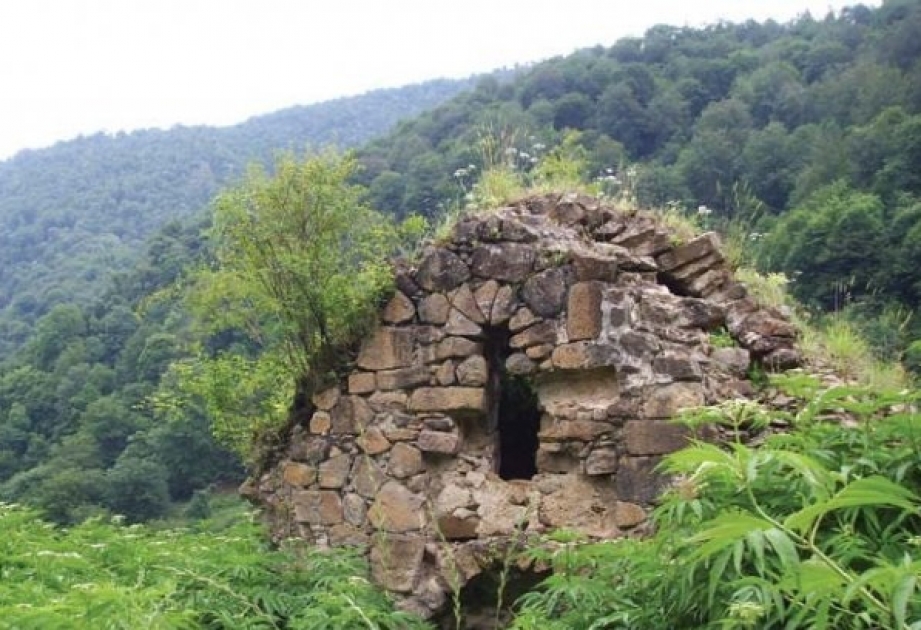 وزارة الثقافة تخطط إعادة تأهيل المعبد الألباني القوقازي في طاووس