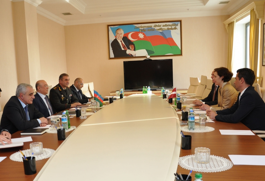 بحث التعاون في مجال التصدي لحالات الطوارئ بين أذربيجان ولاتفيا