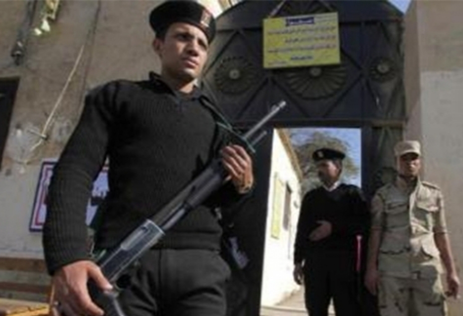 При обстреле неизвестными, погибли четверо египетских полицейских