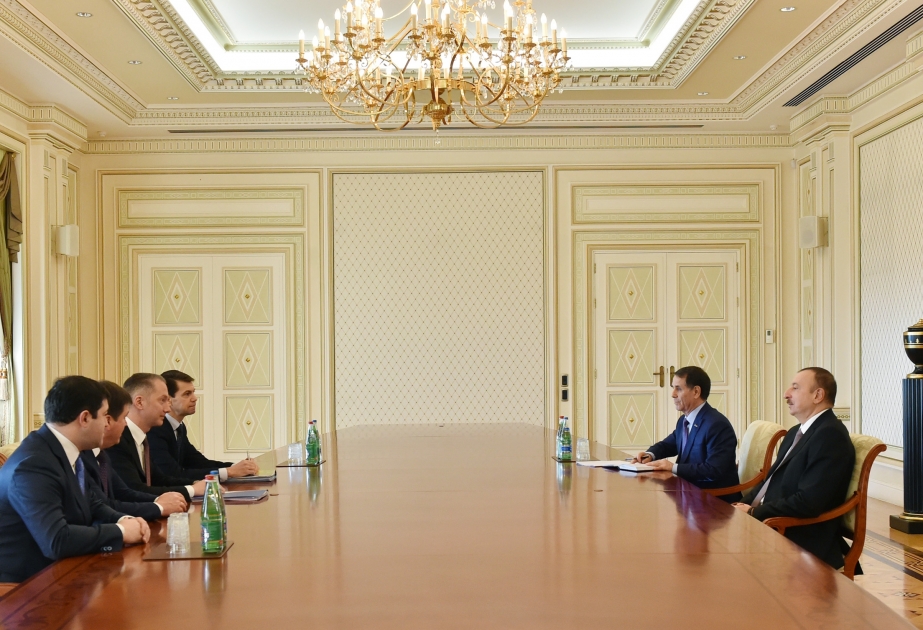 الرئيس الأذربيجاني يلتقي رئيس ديوان الرئيس الأوكراني