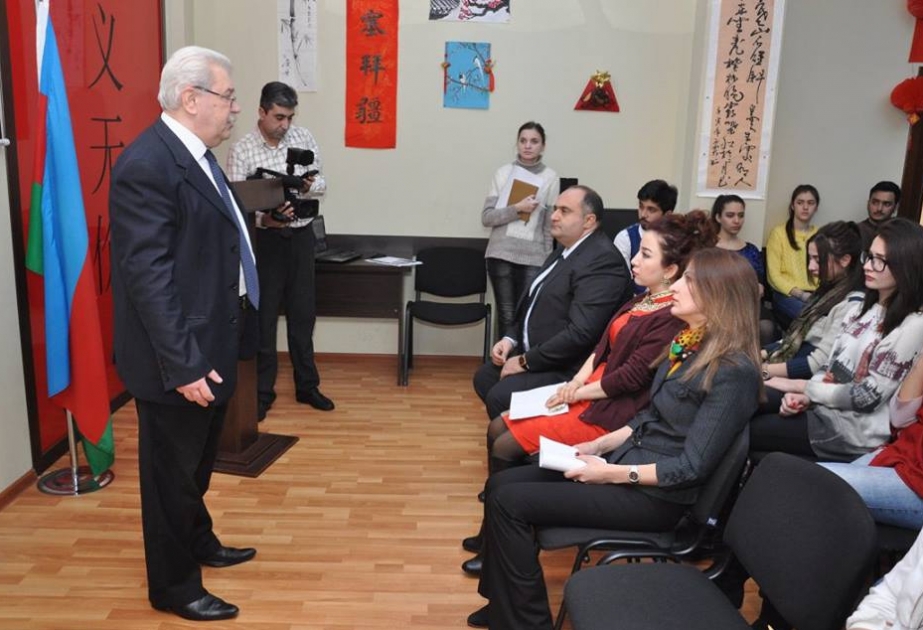 阿塞拜疆语言大学为发展阿华关系作出重要贡献