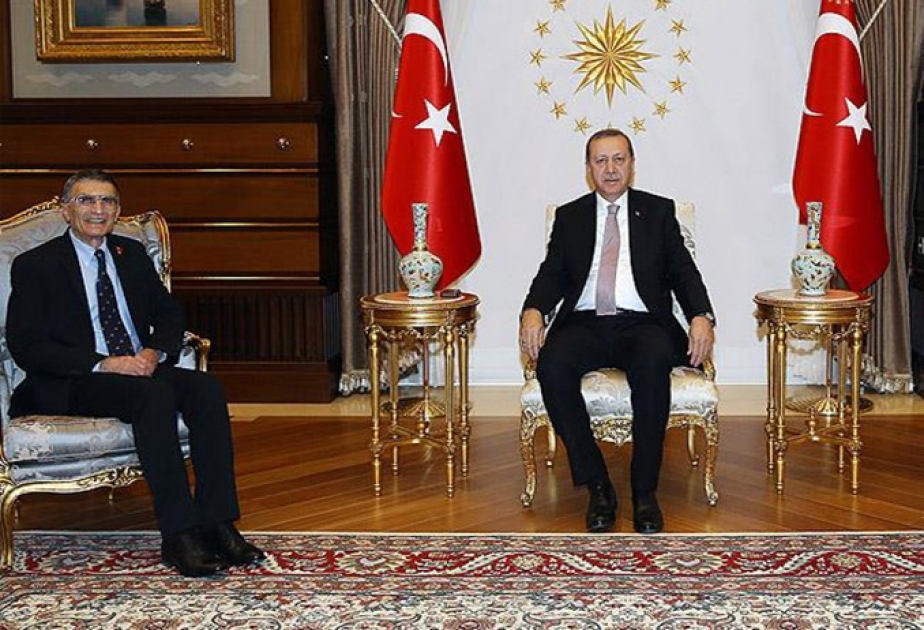 لقاء رئيس تركيا مع عزيز سنجر الحائز على جائزة نوبل