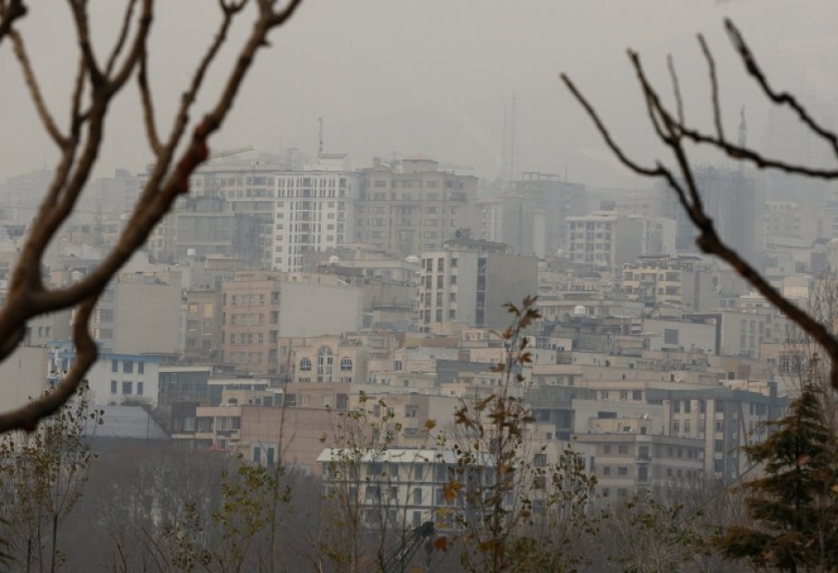 Teheran: Smog-Alarm