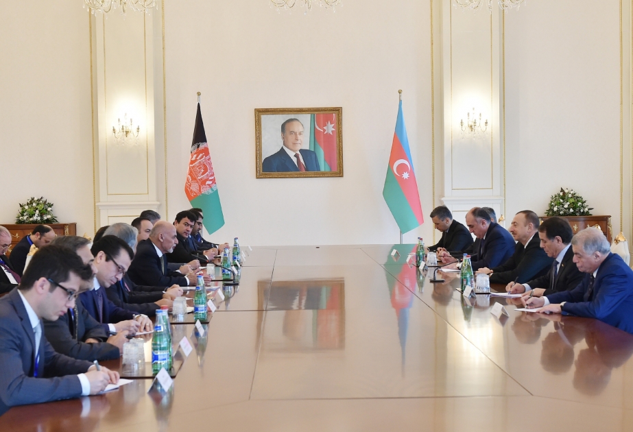 阿塞拜疆和阿富汗总统举行集体会晤
