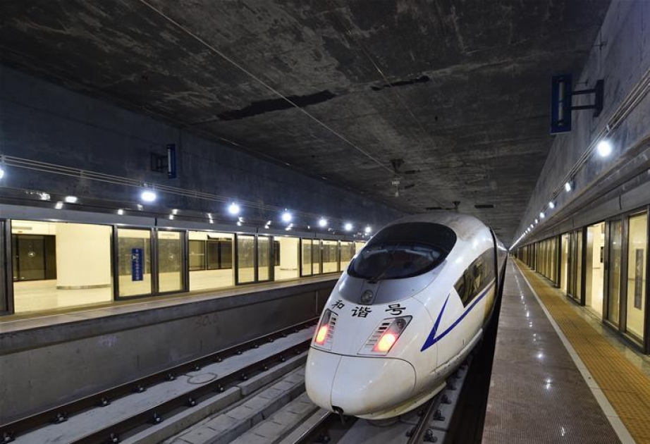 В Китае построили крупнейший в Азии подземный железнодорожный вокзал