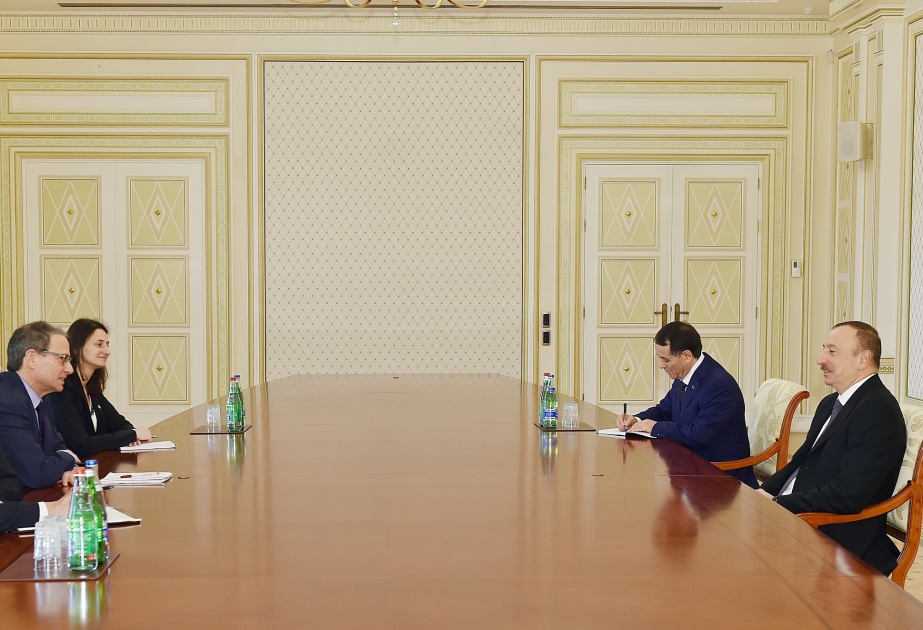 Президент Азербайджана Ильхам Алиев принял генерального директора Совета национальной безопасности США по Европе ВИДЕО