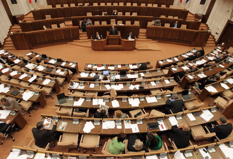 Депутаты смогут молиться в здании парламента