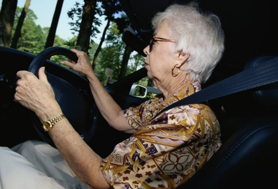Вождение автомобиля может спасти человека от старческого слабоумия
