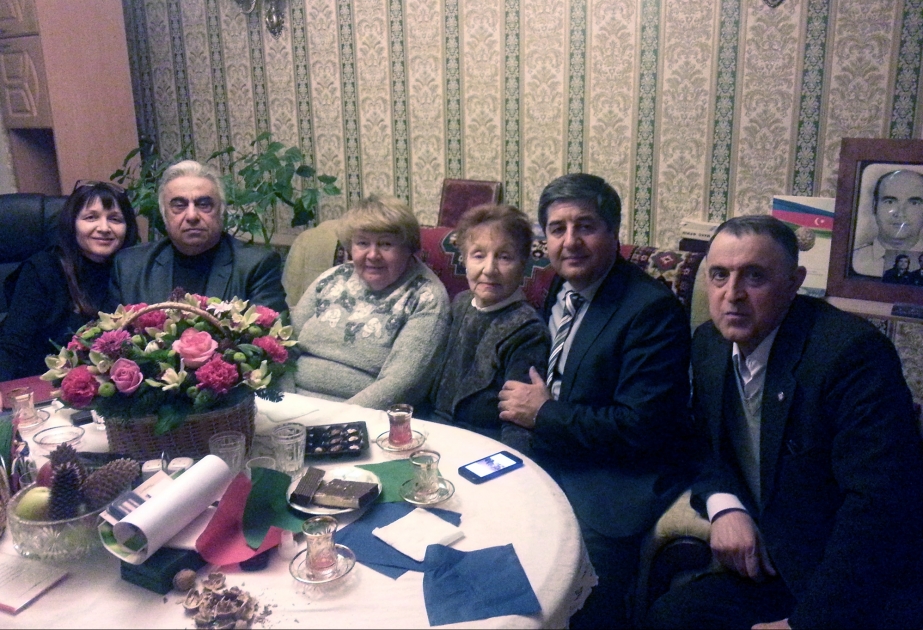 «Достлуг» побывал в семье Национального героя Азербайджана Виктора Серегина