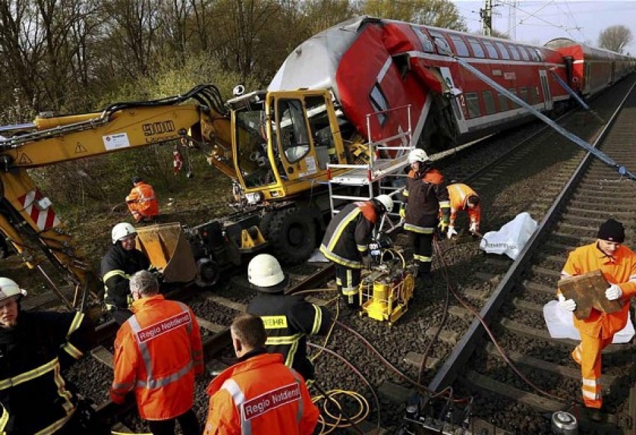 اصطدام قطارين في ألمانيا: 8 قتلى و150 جريح