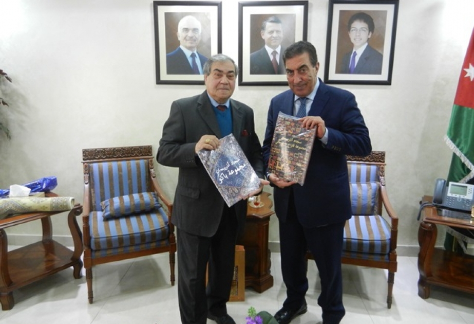 سفير أذربيجان يبحث مع رئيس مجلس النواب الأردني مسائل التعاون البرلماني