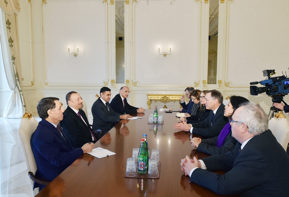 الرئيس الأذربيجاني يلتقي أعضاء الوفد البرلماني الفرنسي