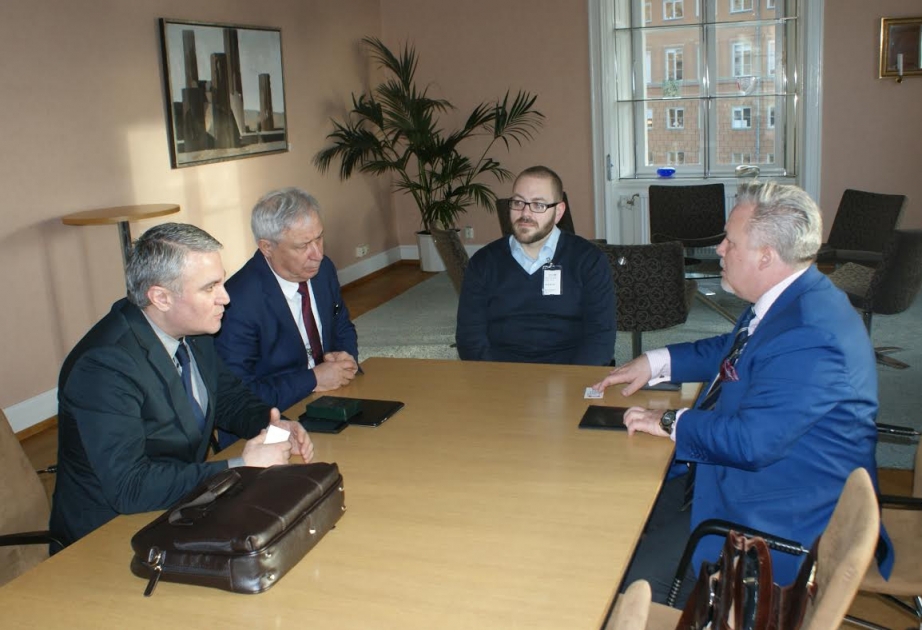 Представители Фонда «Деде Горгуд» и азербайджанской диаспоры в Швеции встретились с заместителем председателя ПА ОБСЕ