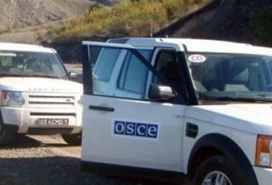 OSZE-Vertreter beobachten die Einhaltung des Waffenstilstands an der Kontaktlinie
