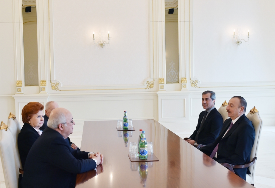 الرئيس علييف يستقبل الرئيسين المشاركين اللاتفية والمصري لمركز نظامي الكنجوي