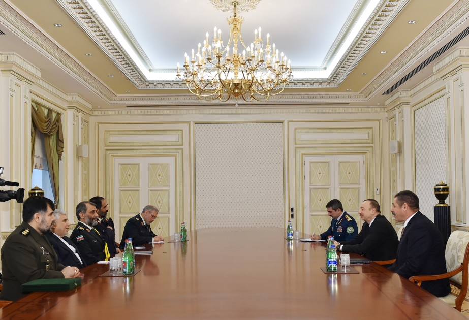 阿塞拜疆总统接见伊朗边防军司令