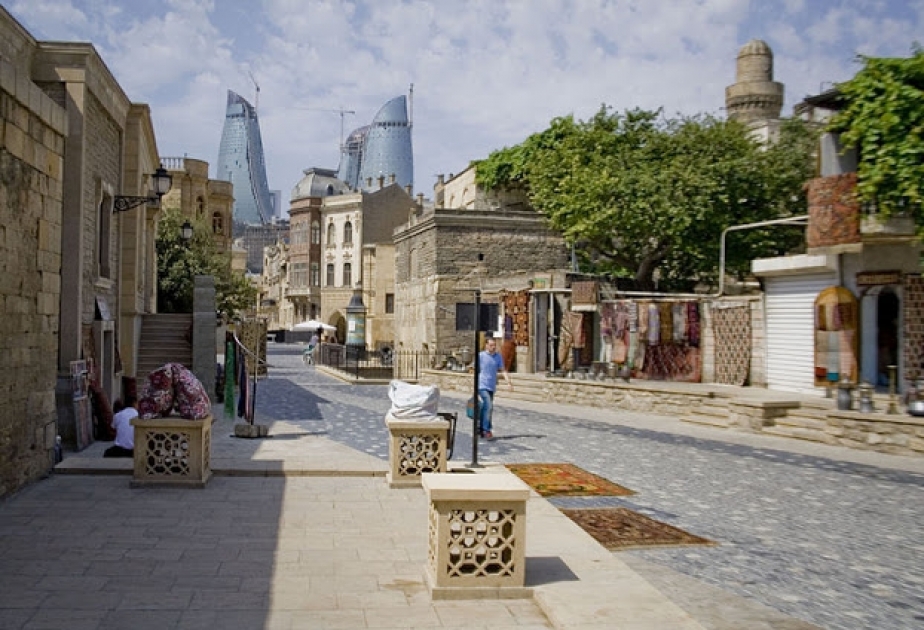 Спрос российских туристов на Азербайджан вырос в три раза