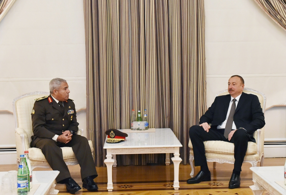 伊利哈姆•阿利耶夫总统接见埃及国防部边防部队指挥官