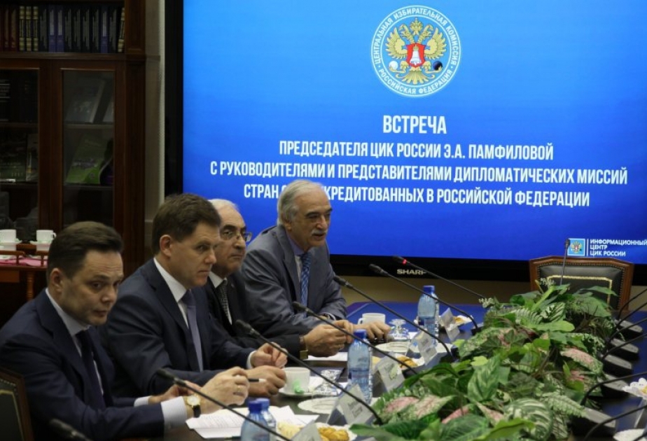 Treffen mit Chefs diplomatischer Vertretungen von GUS-Ländern in Moskau