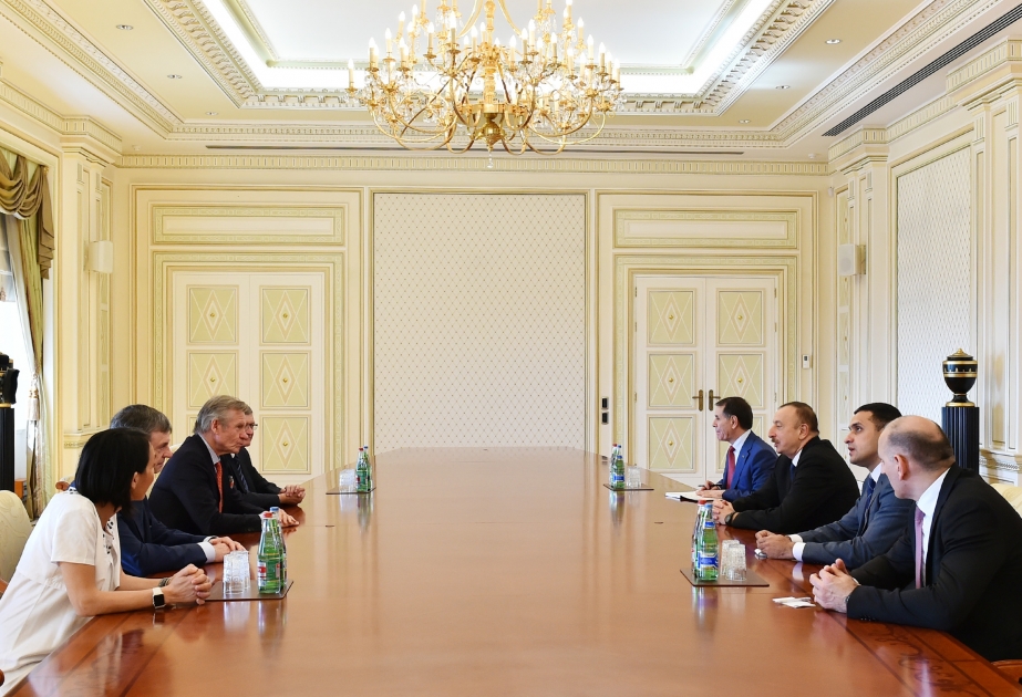 الرئيس علييف يستقبل نائب البرلمان الفرنسي