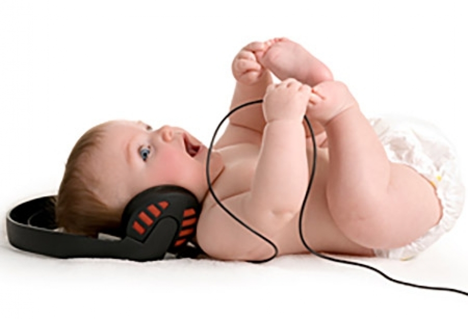 Американские ученые: Музыка развивает речь младенца