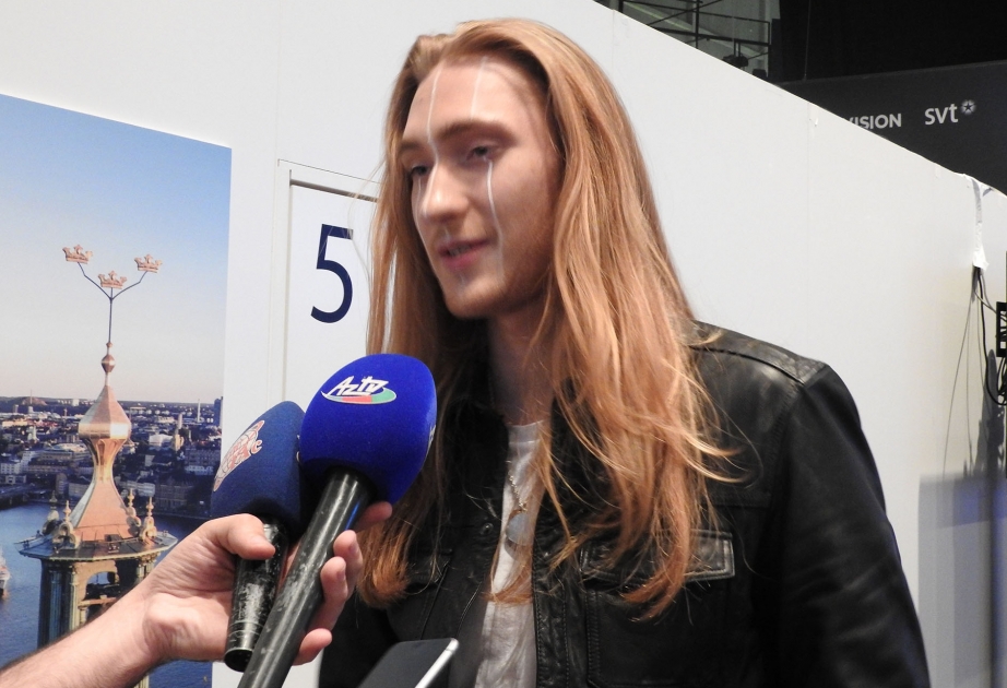Aleksandr İvanov: Bakı tamaşaçılarını “Eurovision-2016” yarışmasında mənə dəstək olmağa çağırıram VİDEO
