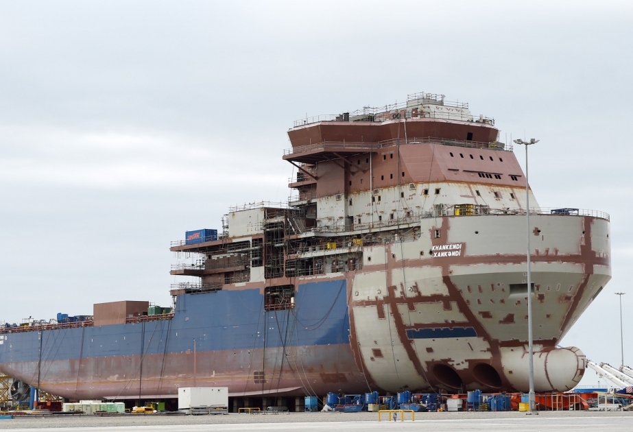 Le Khankendi, navire nouvellement construit, mis à l’eau