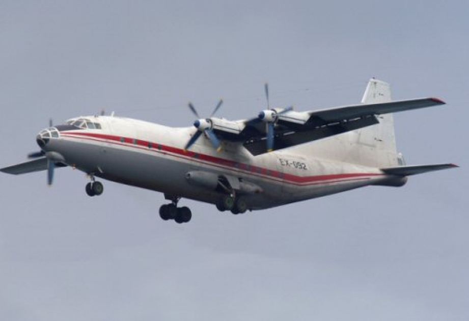 我国丝绸之路航空公司的AN-12货机机组成员遗体被运送回国