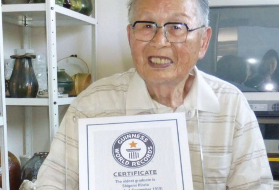 Yaponiyalı Siqemi Hirata 96 yaşında universitet bitirib