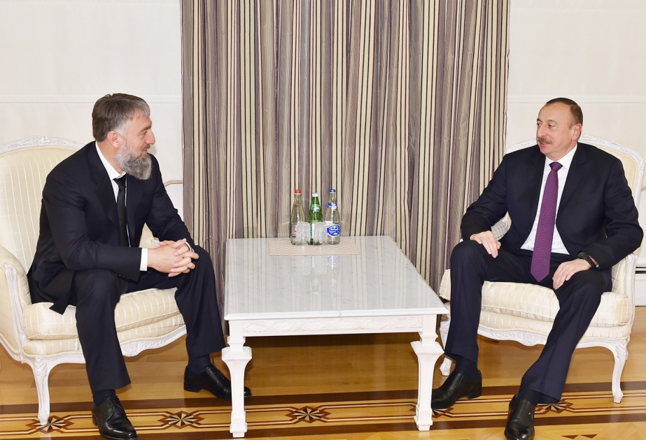 Президент Ильхам Алиев принял личного представителя главы Чеченской Республики ВИДЕО