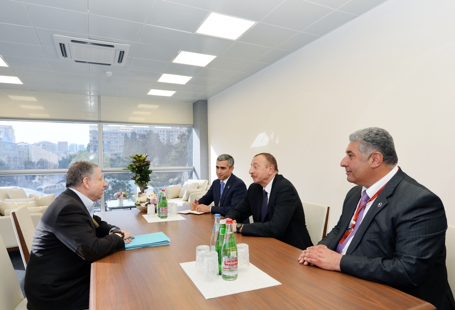 Präsident von Aserbaidschan Ilham Aliyev empfängt Präsident von Welt-Automobilverband VIDEO