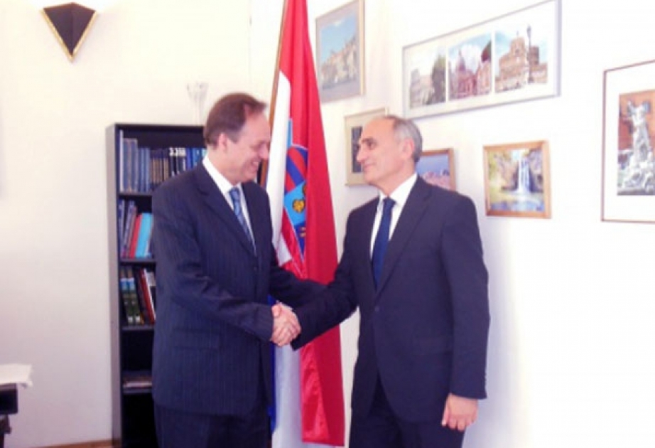 Генсек ГУАМ провел переговоры с послом Хорватии в Украине