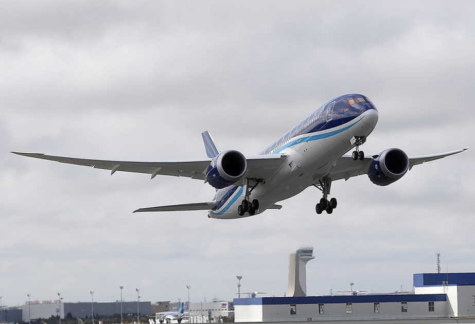 Авиарейс Баку-Львов-Баку впредь будет осуществлять два раза в неделю