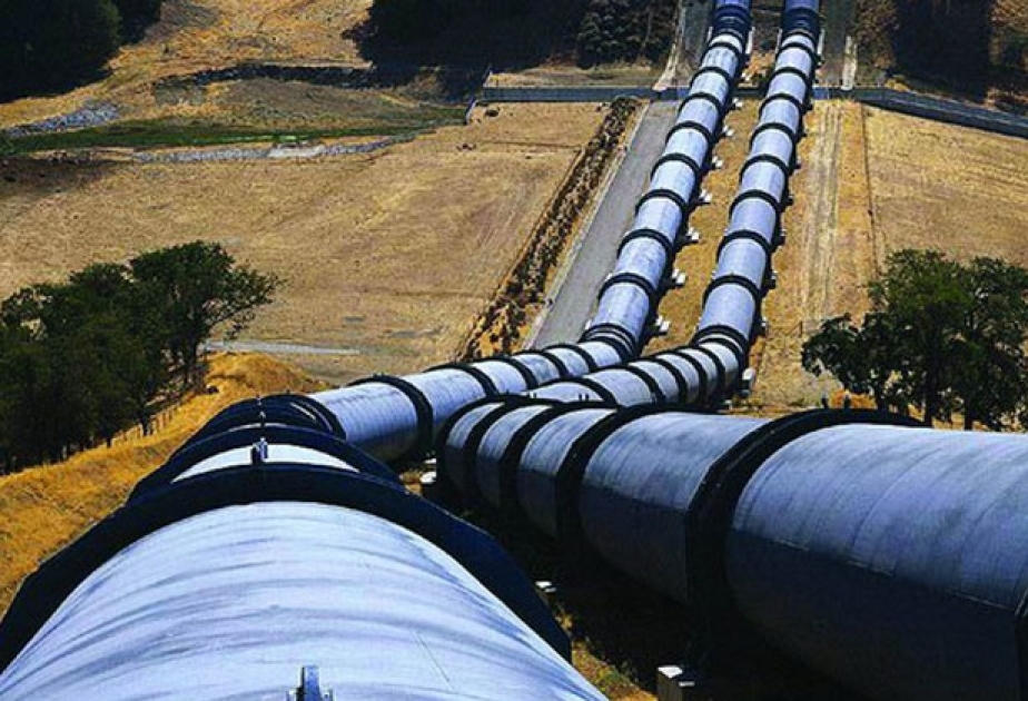 نقل أكثر من نحو 22.6 مليون طن من البترول الأذربيجاني عبر خط أنابيب ب ت ج هذا العام