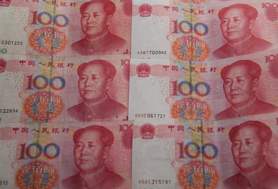 عملة صينية تستمر انخفاضا مقابل دولار أمريكي