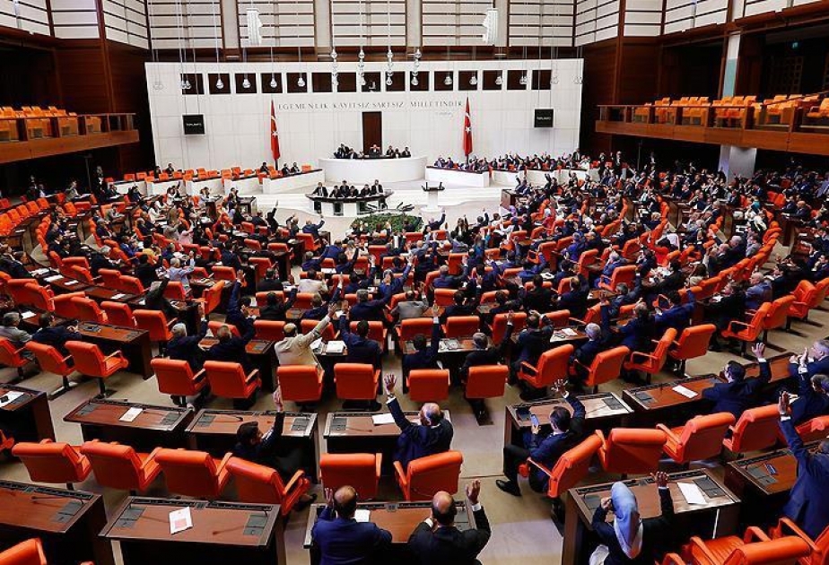 المجلس الوطني يقر قرار حالة الطوارئ في تركيا