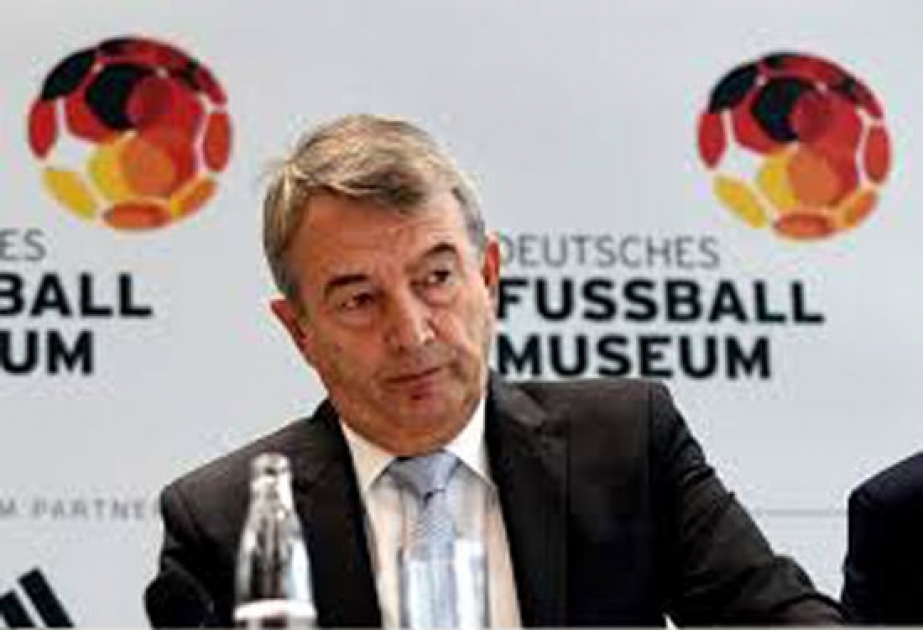 Вольфганг Нирсбах на год отстранен от всех должностей в футболе