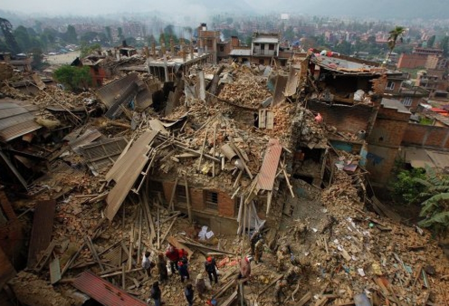 尼泊尔发生洪水泥石流灾致33人丧生